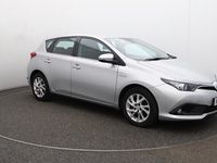 used Toyota Auris Hybrid 