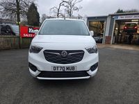 Used Vauxhall Combo Sportive 100 HP (73 kW) 2021 White MPV
