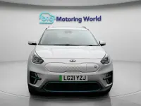 Begagnad Kia Niro 150 kW (204 HK) 2021 Silver SUV