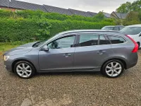 Used Volvo V60 SE 120 HP (88 kW) 2015 Osmium grey metallic Estate