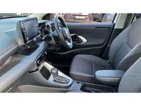 Used Toyota Yaris Hybrid Design 116 HP (85 kW) 2023 White Hatchback