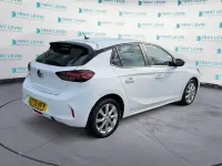 Używany Vauxhall Corsa Design Edition 99 KM (72 kW) 2022 Biały Hatchback