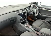 Used Skoda Octavia 180 HP (132 kW) 2019 Candy white Estate