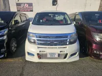 Used Nissan Elgrand 240 HP (176 kW) 2018 White MPV