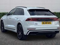 Used Audi Q8 Advanced 286 HP (210 kW) 2018 Glacier white metallic SUV