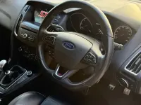 Used Ford Focus ST 185 HP (136 kW) 2016 Blue Hatchback