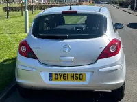 Używany Vauxhall Corsa 2011 Srebrny Hatchback