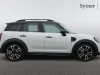Usado Mini Cooper Countryman Sport 134 HP (98 kW) 2022 Prateado SUV