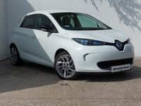 Used Renault Zoe Dynamique 64 kW (88 HP) 2017 White Hatchback
