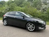 Begagnad Ford Focus Titanium 2015 Svart Halvkombi