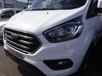 Käytetty Ford Transit Custom Limited 130 HP (95 kW) 2023 Valkoinen Van