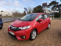 Used Honda Jazz SE 102 HP (75 kW) 2016 Red with dark interior trim Hatchback