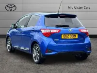 Used Toyota Yaris Hybrid 2017 Blue Hatchback