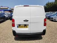 Used Vauxhall Vivaro S 100 HP (73 kW) 2023 White MPV
