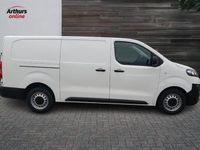 used Vauxhall Vivaro 1.5 TURBO D 2900 DYNAMIC L2 H1 EURO 6 (S/S) 6DR DIESEL FROM 2022 FROM WREXHAM (LL14 4EJ) | SPOTICAR