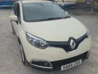 Used Renault Captur Dynamique 90 HP (66 kW) 2014 Cream SUV