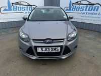 Begagnad Ford Focus Zetec 2013 Silver Halvkombi