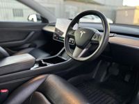 Used Tesla Model 3 Standard Range 169 kW (231 HP) 2020 Black Sedan