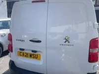Używany Peugeot Expert 2021 Biały Van