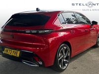 Second-hand Peugeot 308 Allure Premium 131 CP (96 kW) 2023 Roșu Hatchback