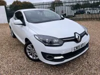 Usado Renault Mégane Coupé Dynamique 110 HP (80 kW) 2015 Branco Coupé