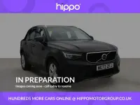 Begagnad Volvo XC40 Core 163 HK (119 kW) 2022 Svart SUV