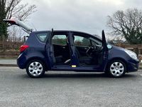 Used Vauxhall Meriva S 130 HP (95 kW) 2011 Blue MPV