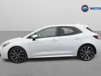 Używany Toyota Corolla 140 KM (102 kW) 2026 Hatchback