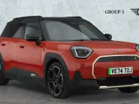 Used Mini Aceman Exclusive 160 kW (218 HP) 2025 Red SUV