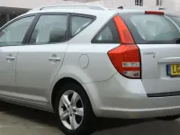 Used Kia Ceed 126 HP (92 kW) 2011 Silver Hatchback