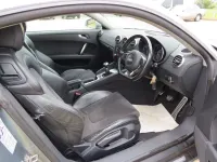 Begagnad Audi TT 201 HK (147 kW) 2007 Grå Sportkupé