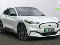 Used Ford Mustang Mach-E Extended Range 258 kW (351 HP) 2021 White SUV