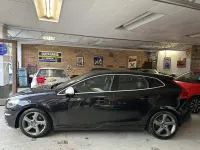 Used Volvo V40 R-Design 115 HP (84 kW) 2014 Black Hatchback