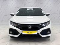 Used Honda Civic SR 126 HP (92 kW) 2018 White Hatchback
