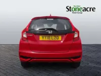 Used Honda Jazz SE 102 HP (75 kW) 2018 Red Hatchback
