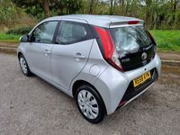 used Toyota Aygo 1.0 VVT-i x-play Euro 6 5dr