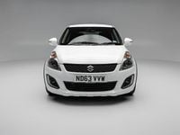Used Suzuki Swift SZ4 94 HP (69 kW) 2013 White Hatchback