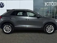 Usado VW T-Roc 150 HP (110 kW) 2022 SUV