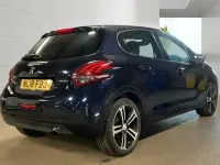 Used Peugeot 208 GT-line 110 HP (80 kW) 2018 Blue Hatchback