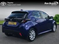 Used Toyota Yaris 2021 Blue Hatchback