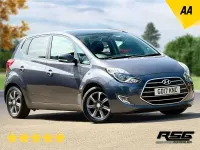 Used Hyundai ix20 Premium 90 HP (66 kW) 2017 Grey Hatchback
