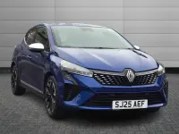 Used Renault Clio Techno 143 HP (105 kW) 2025 Special metallic  iron blue Hatchback