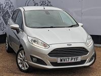Usado Ford Fiesta Titanium 2017 Prateado Citadino