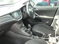 Gebraucht Vauxhall Astra 99 PS (72 kW) 2016 Blau Kleinwagen