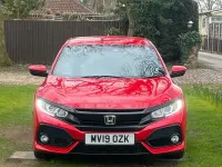Używany Honda Civic SR 126 KM (92 kW) 2019 Czerwony Hatchback