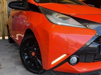 Used Toyota Aygo X-cite 69 HP (50 kW) 2015 Orange Hatchback