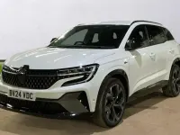 Used Renault Austral Techno Esprit Alpine 200 HP (147 kW) 2024 White SUV
