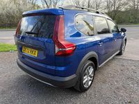 Usado Dacia Jogger Comfort 110 CV (80 kW) 2022 Azul Monovolumen