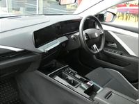 Used Vauxhall Astra Design Edition 128 HP (94 kW) 2023 Grey Estate