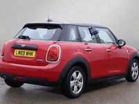 Used Mini Cooper Classic 136 HP (100 kW) 2019 Red Hatchback